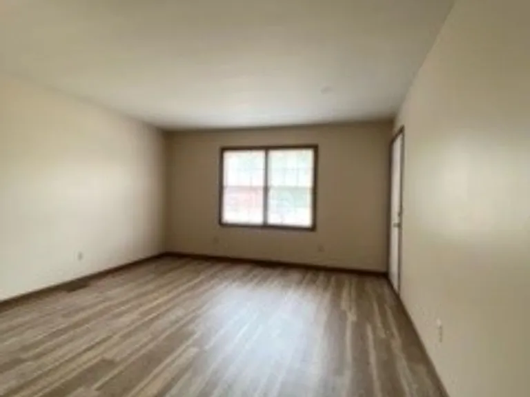 1906 N Sand Castle Dr — Photo 2