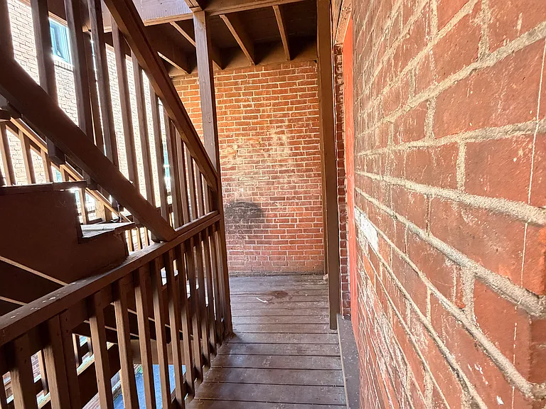 204 S Marshall St #4 — Photo 7