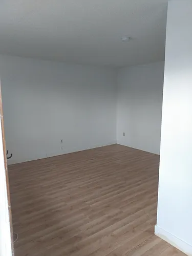 1411 Laurel St Photo 1