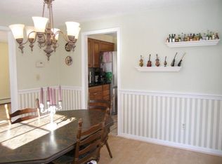 97 Front St, Hopkinton, MA 01748