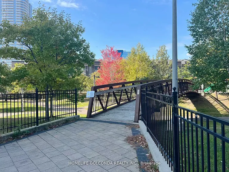 2031 Kennedy Rd #1121 — Photo 20