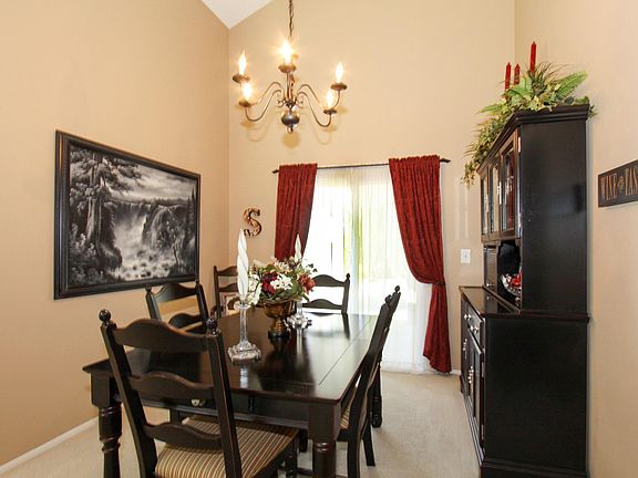 4th image of 2259 Wisteria Ave