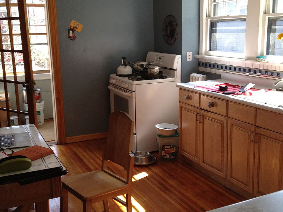 2nd image of 13 Montclair Ave