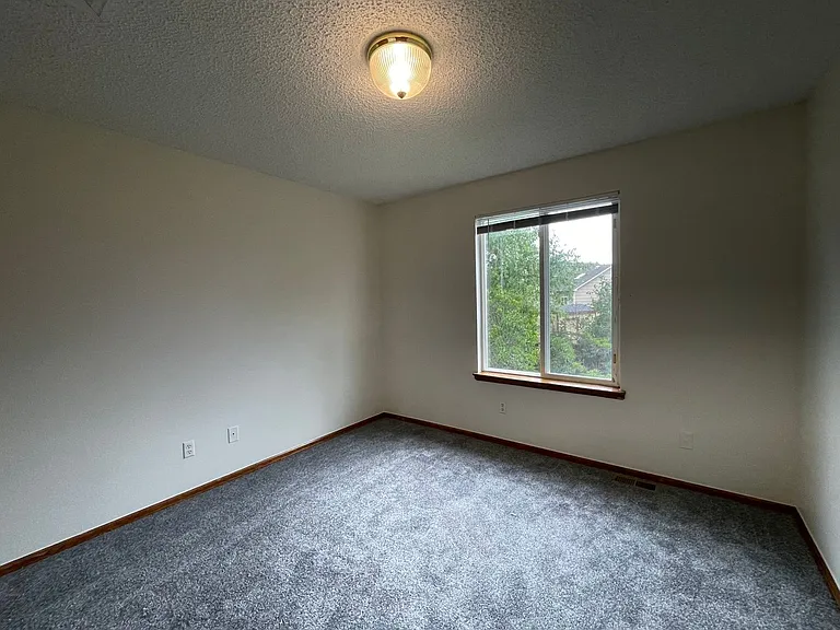 1331 W 132nd Pl — Photo 5