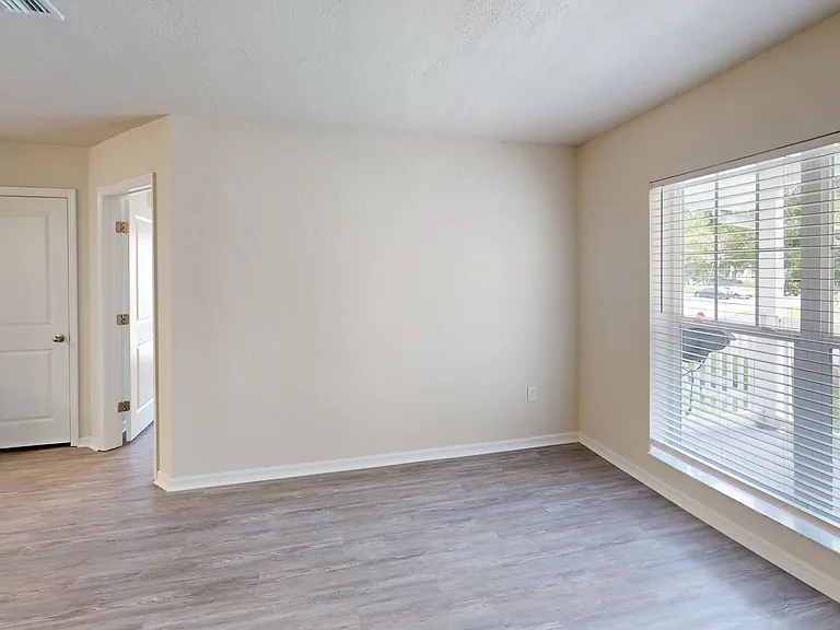 The Breyley Apartments — Photo 72