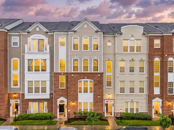 14557 Barkham Dr Unit 296A, Woodbridge, VA 22191