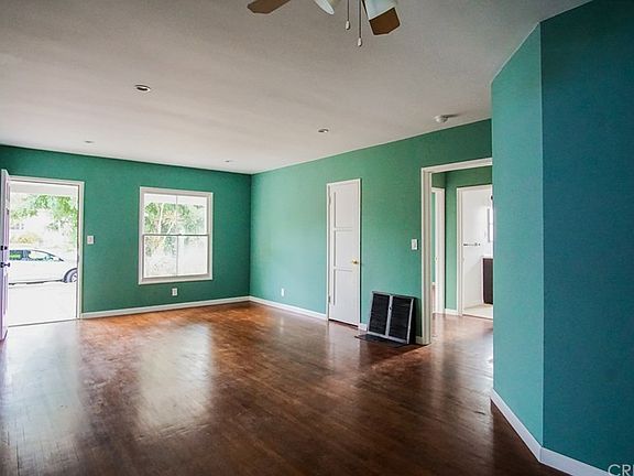 3rd image of 8931 Greenbush Ave