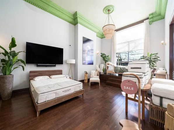 12 Hudson Place image 2 of 18