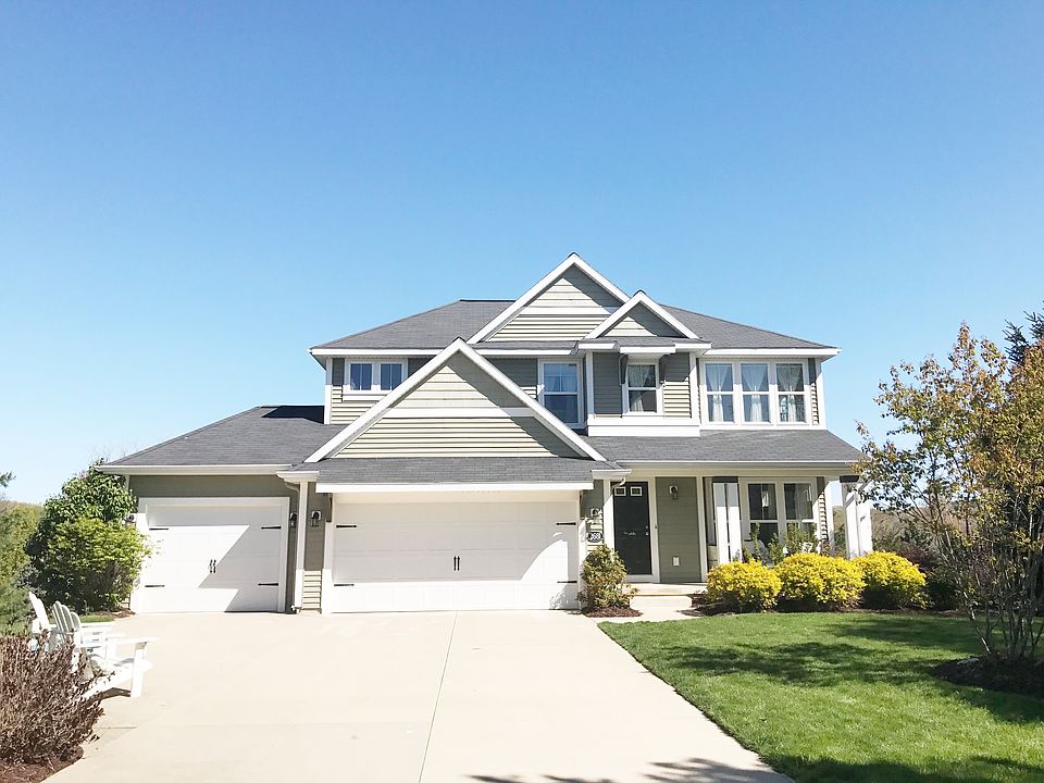 1st image of 2681 Atwater Hills Dr NE