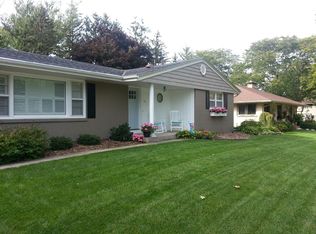 64 Campus Ln, Janesville, WI 53545