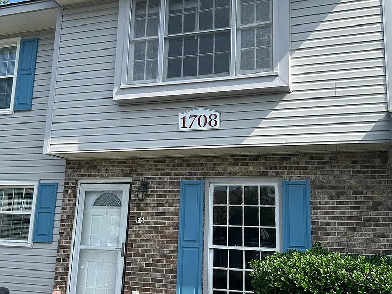 1708 Fawn Vista Dr N #F3 — Photo 1