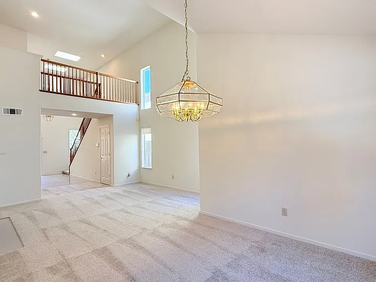 1126 Vista Pointe Cir — Photo 11