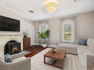 2 Perry St, Morristown, NJ 07960
