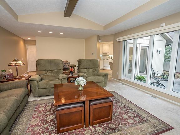 5th image of 10772 Meadow Trl