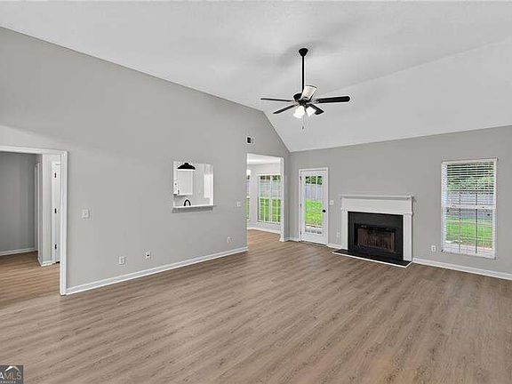 5th image of 159 Drake Way
