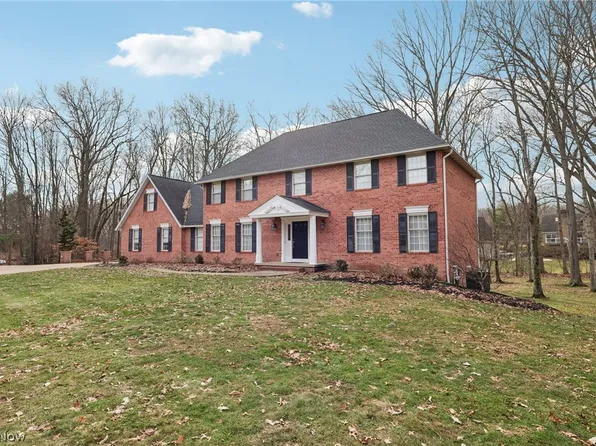 534 Ghentwood Dr, Akron, OH 44333