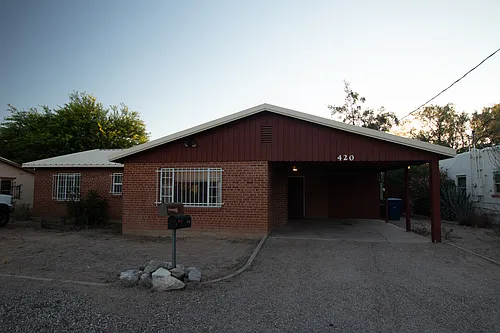 420 S Country Club Rd #1 Photo 1