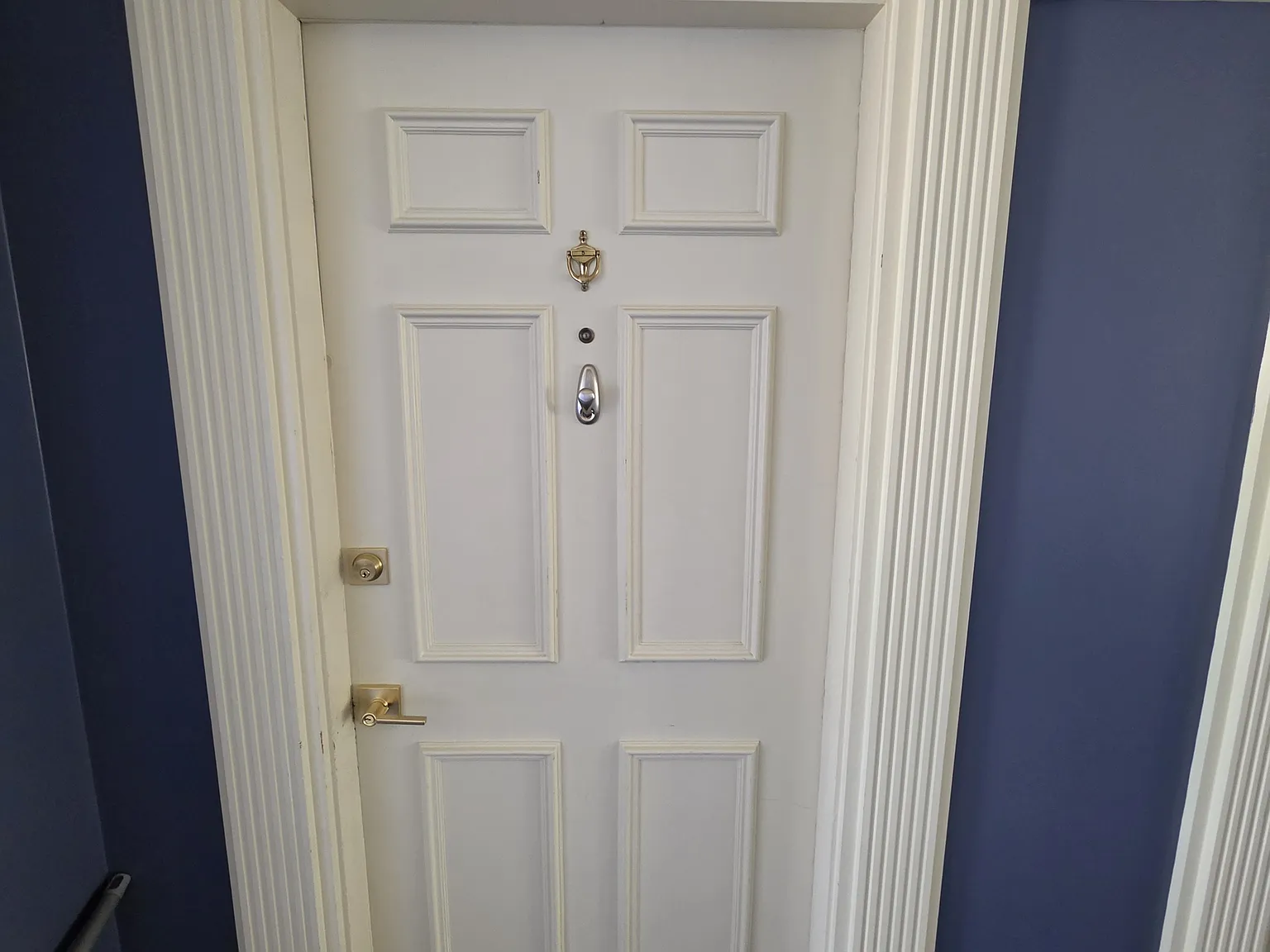 2 bed, 900 sqft, $1,450 — Photo 1