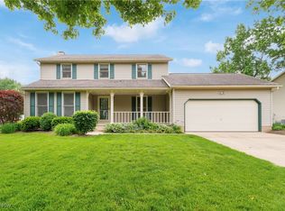 3891 Ramsey Dr, Uniontown, OH 44685