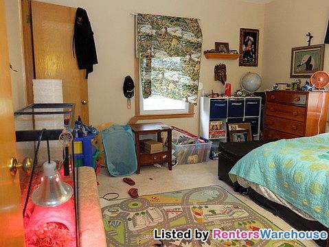 4th image of 3111 Lincoln St NE