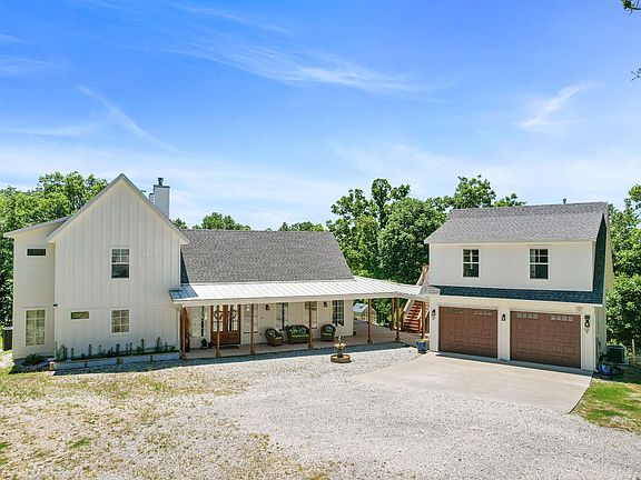 2nd image of 15933 Railroad Cut Rd