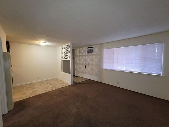 2nd image of 1221 B St APT 3