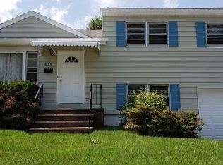 620 Colonial Arms Rd, Union, NJ 07083