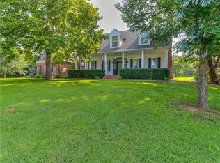 12300 Old Country Rd, Edmond, OK 73013