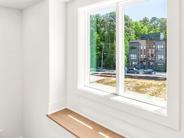 813 Niantic St #813 — Photo 19