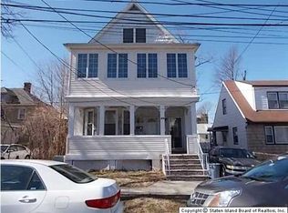 30 Havenwood Rd, Staten Island, NY 10301