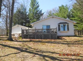 440 N Jackpine Rd, Fountain, MI 49410