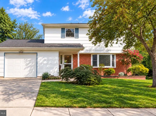 8251 Bernard Dr S, Millersville, MD 21108