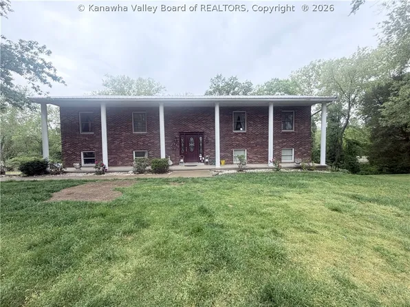 139 Norman Ln, Scott Depot, WV 25560