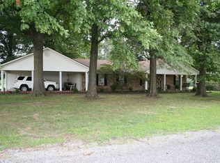 948 George Weakley Rd, Dyersburg, TN 38024