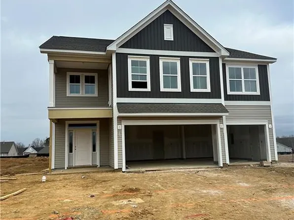 2720 Lacy Holt Rd, Graham, NC 27253