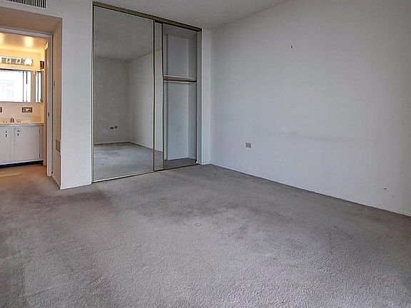 4th image of 1020 15th St APT 37K