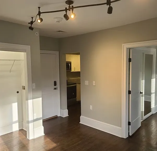 1019 Park Pl #1B — Photo 1
