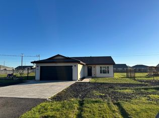 1458 Buttercup Ln, Olivehurst, CA 95961