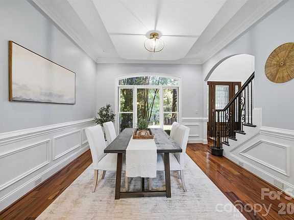 4th image of 2073 Sugar Pond Ct