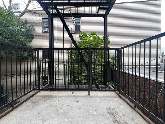 Rented by Yup Realty LLC | media 15