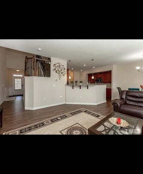 533 Durants Neck Ln — Photo 4
