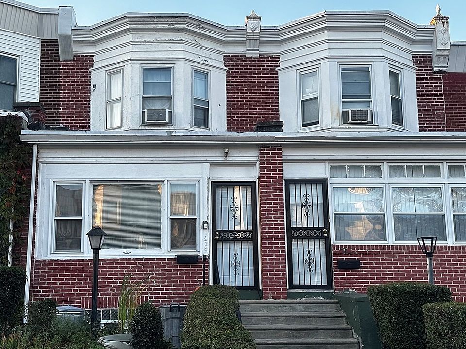 1st image of 1976 W Spencer Ave