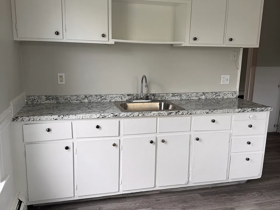 Bright updated kitchen