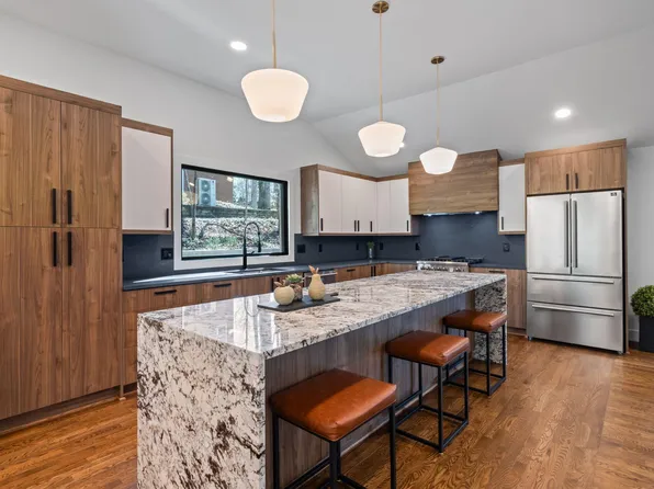 407 Granville Rd, Chapel Hill, NC 27514