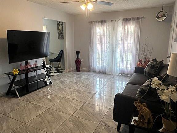 4th image of 712 Toronto Ave #6