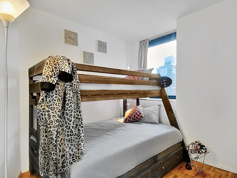 1 Irving Pl #G9B — Photo 6