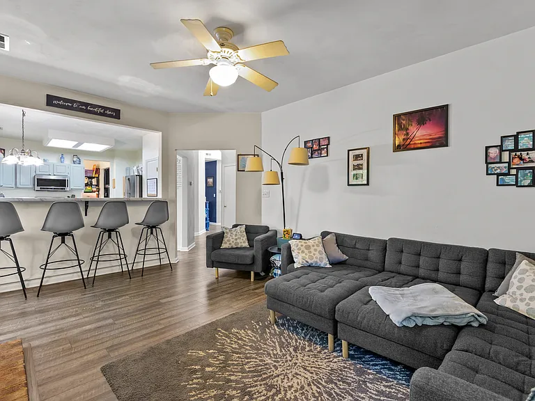 517 Pecan Ct — Photo 6
