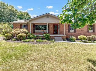 929 Radnor Rd, Maryville, TN 37804