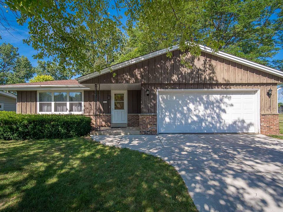 1st image of 9031 S Carollton Dr