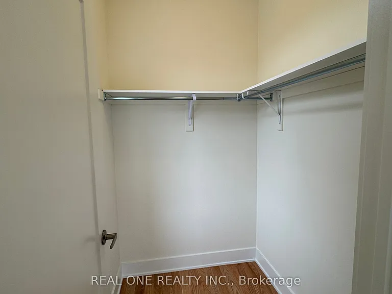 75 Robert Eaton Ave — Photo 46